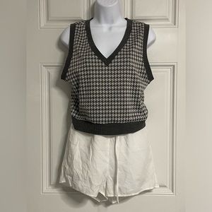 5- MIXED THREADS Gray Houndstooth ACADEMIA Knit Vest Crop Top